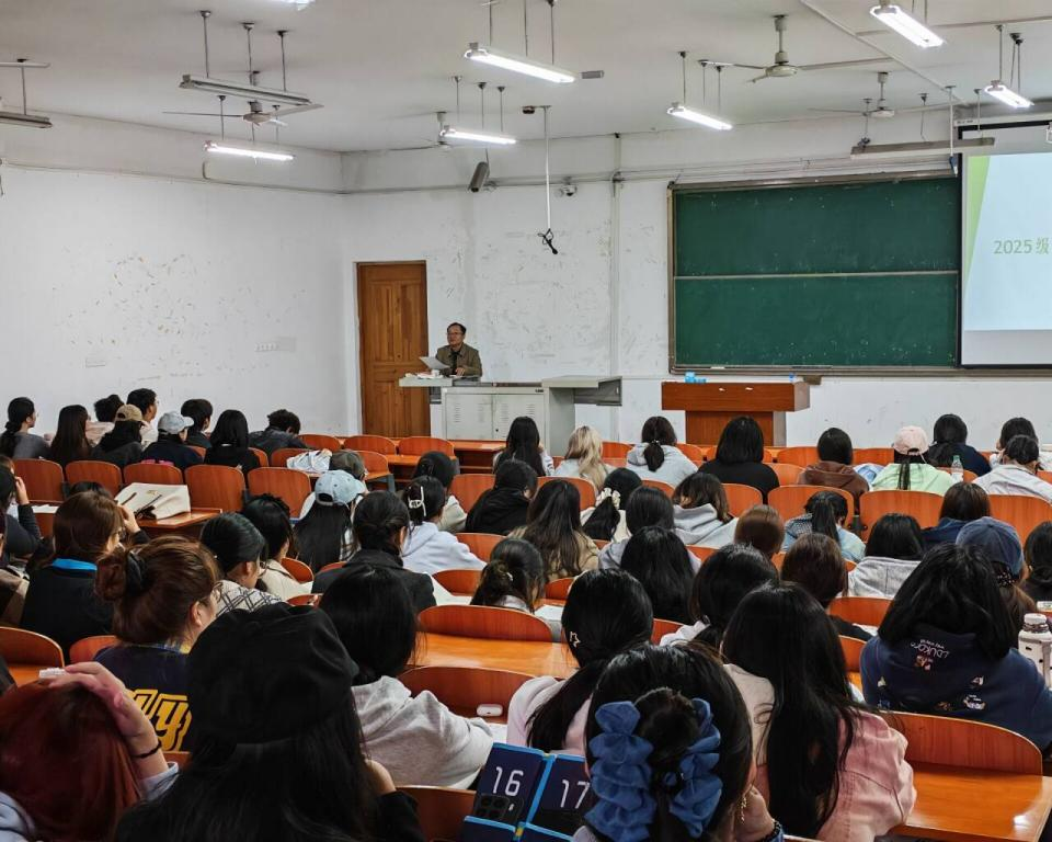 9fd4d39c70c34b33ad7f9e035bcbfa07.png 9fd4d39c70c34b33ad7f9e035bcbfa07.png