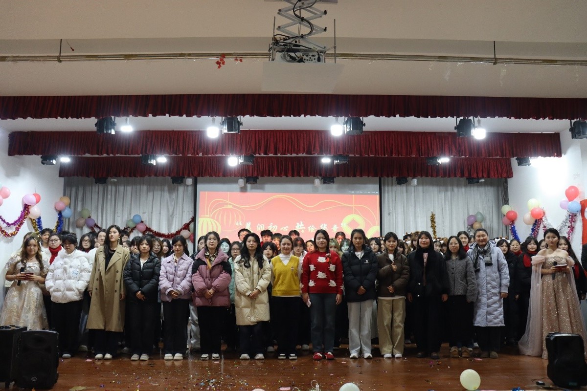 0a70dd3f644946c98a81d8a246ec2b6d.jpg 0a70dd3f644946c98a81d8a246ec2b6d.jpg